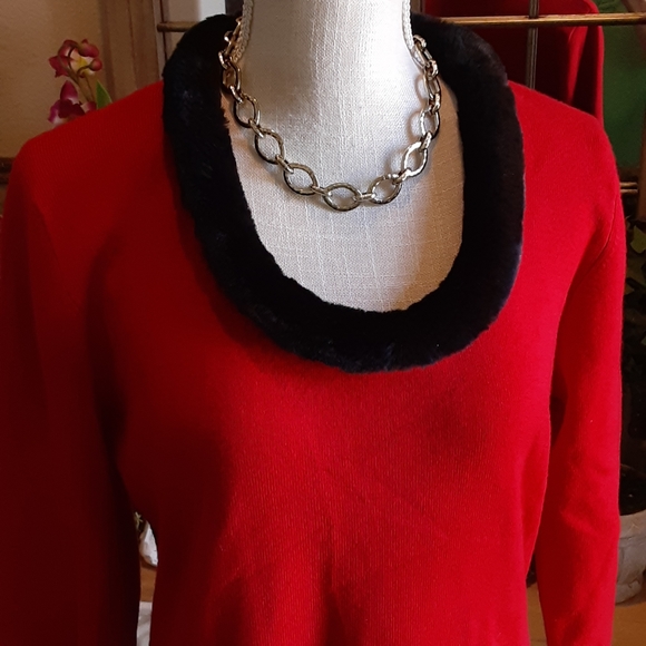 ETOILE, Rayon Blend, Scoop Fur Collar Pullover, Size Large - Picture 2 of 8